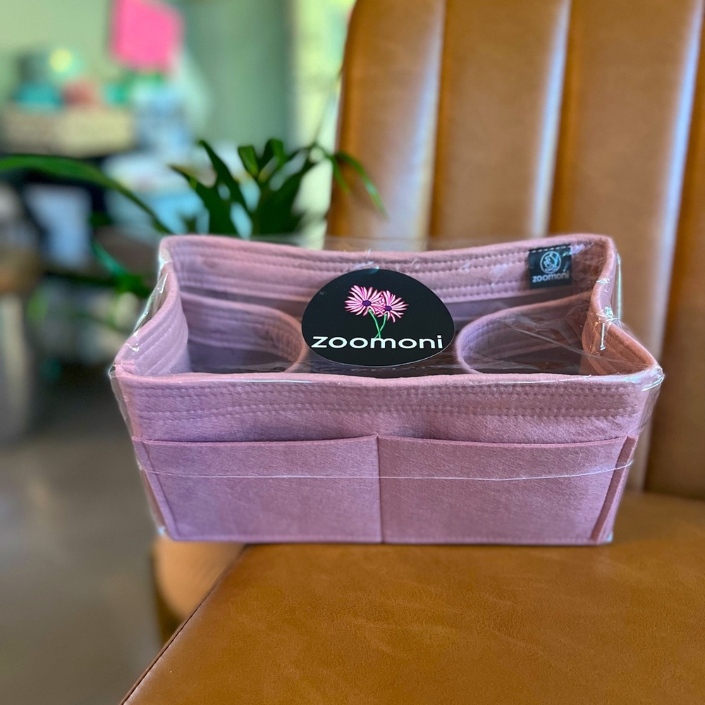 Neverful PM Zoomoni bag organizer.